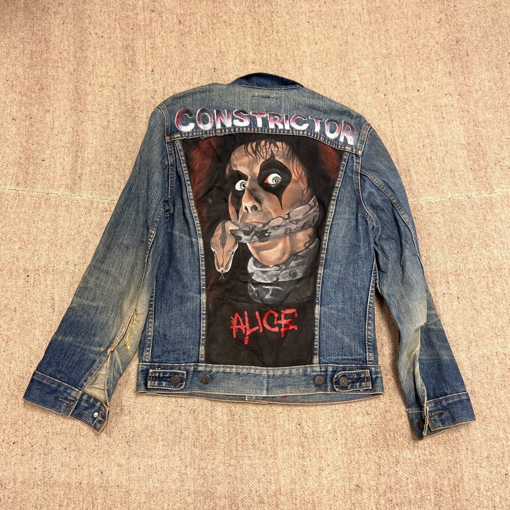 Vintage Levi's 70506 Denim Jacket Small 1980s Alice Cooper Constrictor Painted